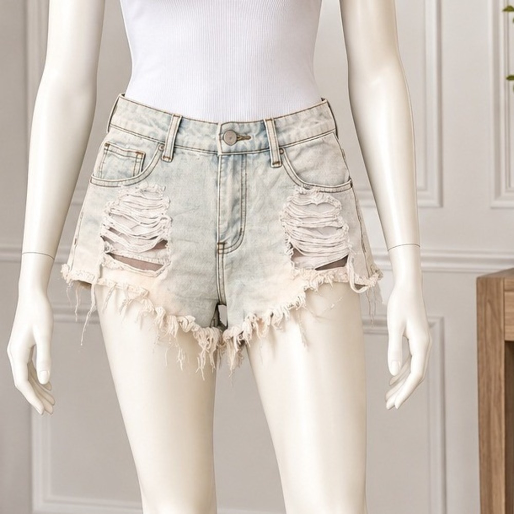 American Bazi Distressed Denim Cutoff Shorts Light Wash Y2K Size M